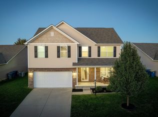 12476 Old Pond Rd, Noblesville, IN 46060