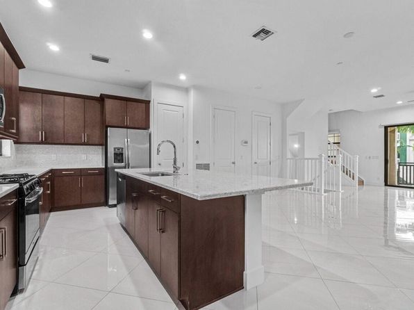 7115 Edison Pl