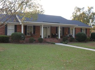1700 W Berkley Rd, Greenville, NC 27858