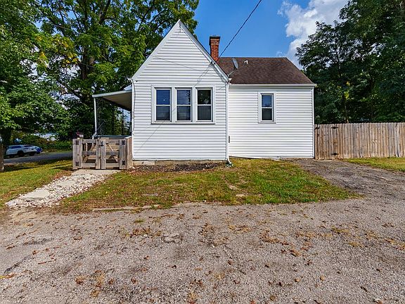 4th image of 4501 Spencer Ave