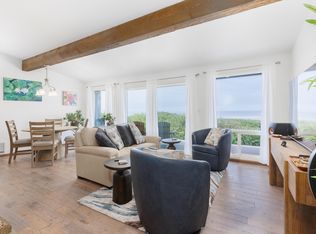 3304 NW Oceania Dr, Waldport, OR