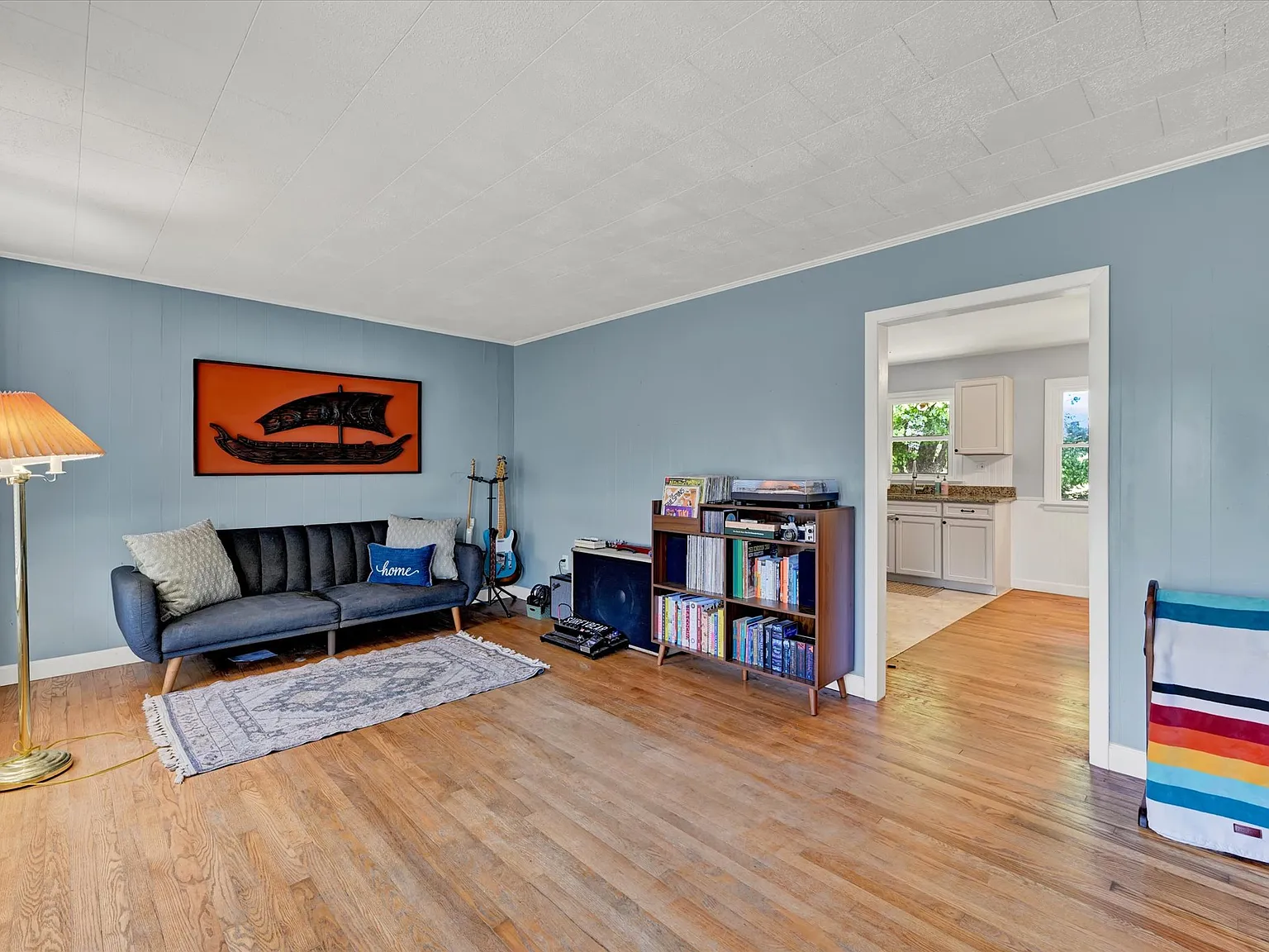 3 bed, 1492 sqft, $2,500 — Photo 4
