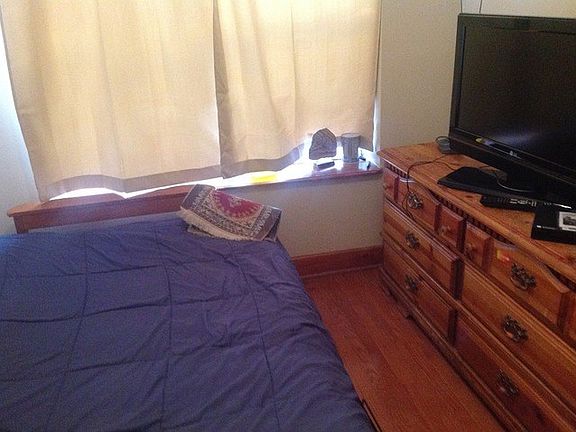 2nd image of 4922 N Kedzie Ave APT 1W