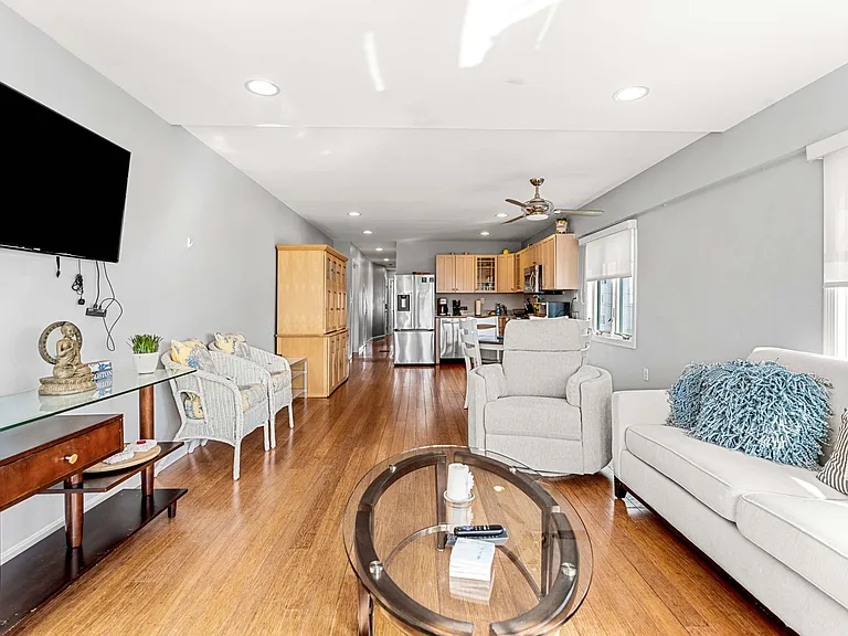 16 Commonwealth Ave #16NAUTICAL — Photo 11