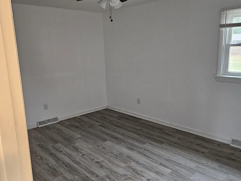 1742 Azalea Point Rd — Photo 9
