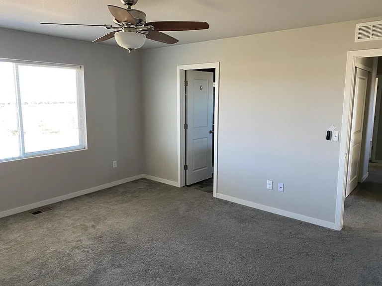 2102 Lager St — Photo 12
