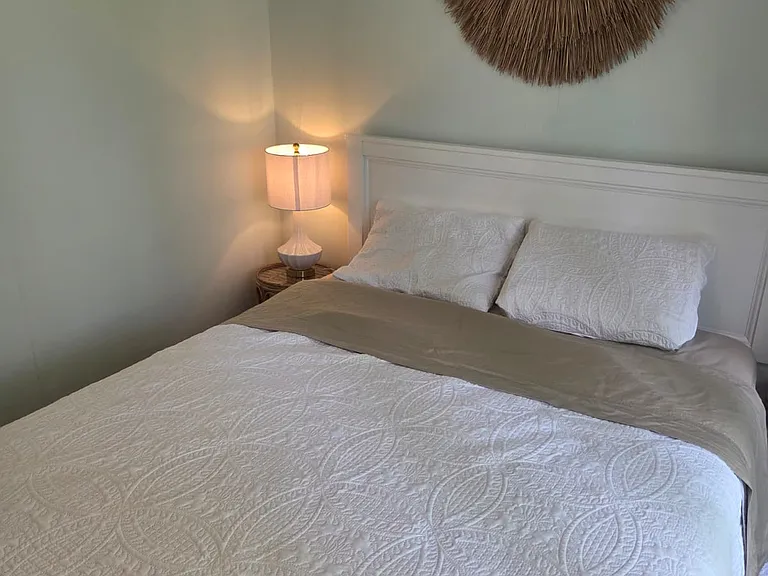 605-2 N 70 E — Photo 22
