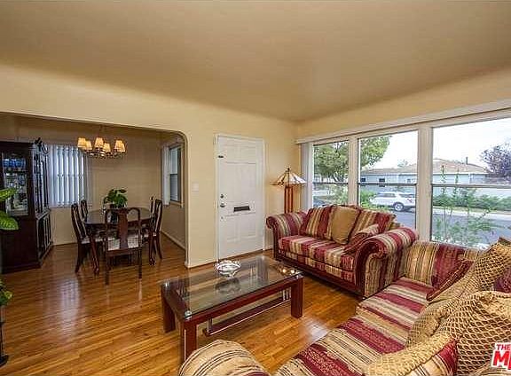 2nd image of 8116 Alverstone Ave