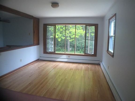 5th image of 20 Norbrick Dr