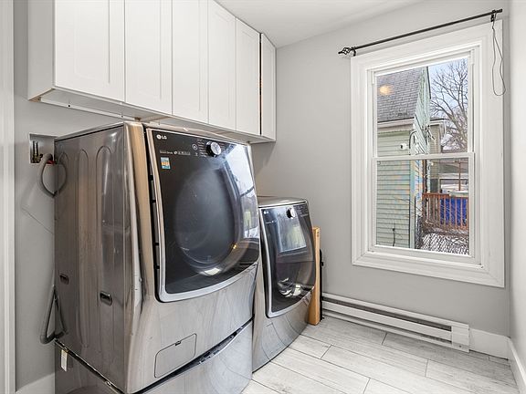 4th image of 60 Taunton Ave