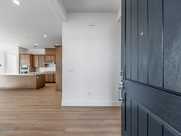2nd image of 2123 Eaglehead Dr #102