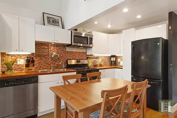 Sold by Halstead Real Estate | media 22