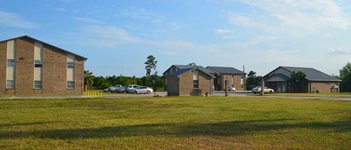 Thomas Manor Apartments