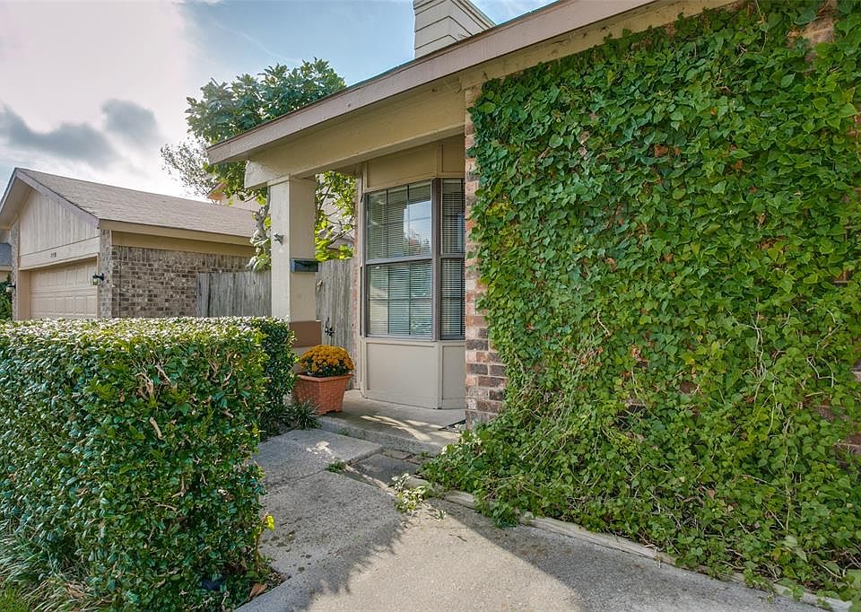 1st image of 2920 Pegasus Dr