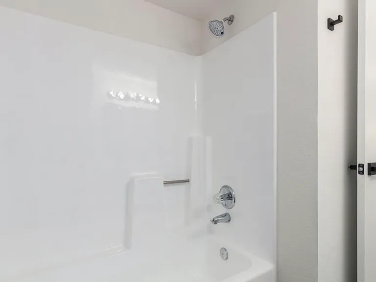4172 E Wayland Rd — Photo 25