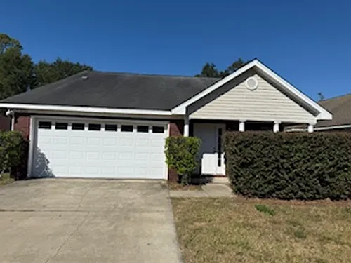 4556 Deslin Dr Photo 1