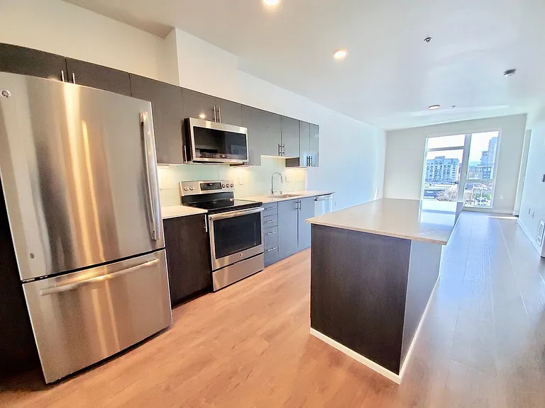1085 103rd Ave NE #315 — Photo 8