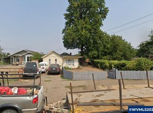 433 W Mary St, Lebanon, OR 97355