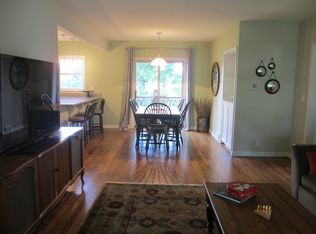 245 Ridge Rd, Lake Geneva, WI 53147