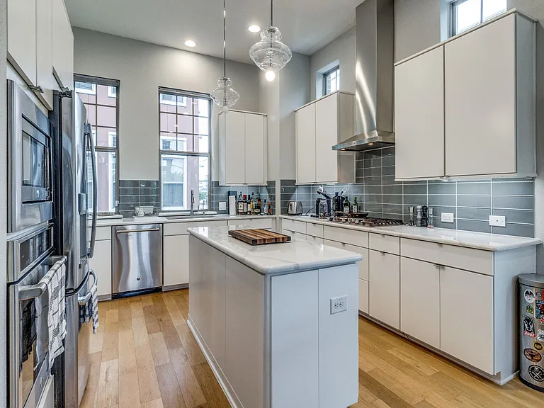 1309 Arch Pl — Photo 17