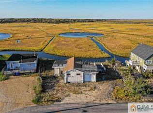 1171 W Mallard Dr, Manahawkin, NJ 08050