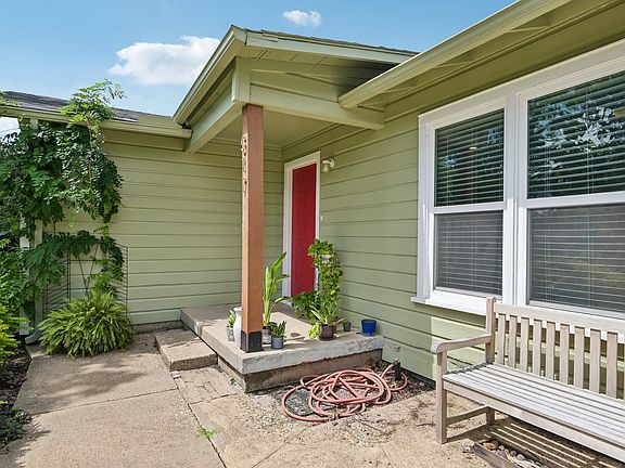 4th image of 517 Norwood Dr