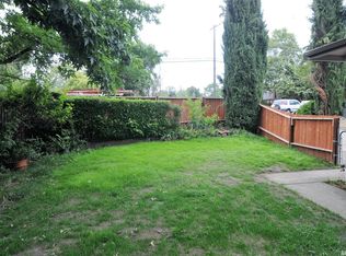 7586 Old Auburn Rd, Citrus Heights, CA
