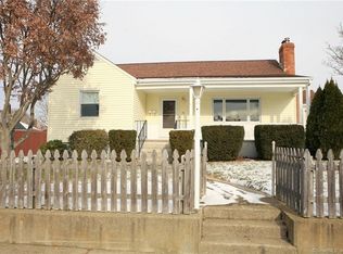 36 Denison Ave, Groton, CT 06340