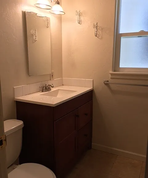 430 S Montezuma St — Photo 7