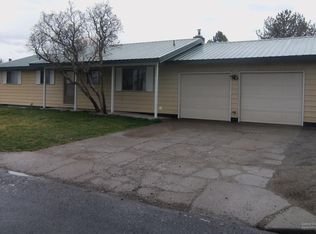 592 SE Garner St, Prineville, OR 97754