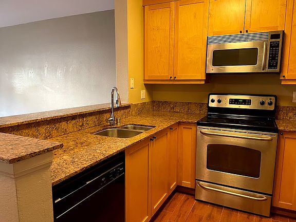 5th image of 3520 Lebon Dr Unit 5119