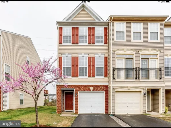 15715 John Diskin Cir #115, Woodbridge, VA 22191
