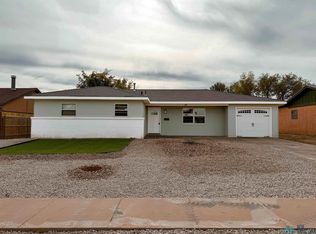 404 Hermosa Dr, Roswell, NM 88201