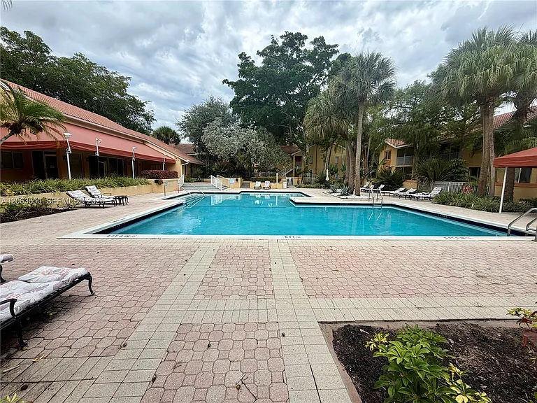 1012 Coral Club Dr #1012 — Photo 20
