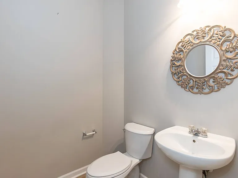 3010 Remington Oaks Cir — Photo 17
