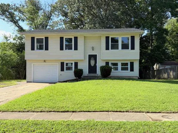 817 Copley Ave, Waldorf, MD 20602