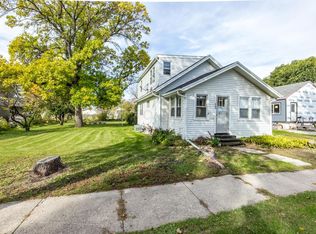 334 19th St N, Fargo, ND 58102