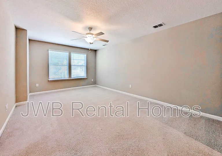 1635 Pottsburg Point Dr — Photo 8