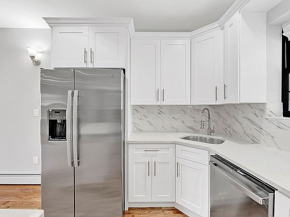4th image of 115-45 204th St