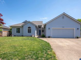 1797 NW Whitecliff Dr, Albany, OR 97321