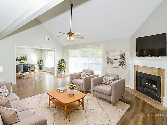 4th image of 8827 Dewberry Ln
