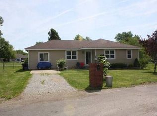 2908 Oak Ridge Cir, Sedalia, MO 65301