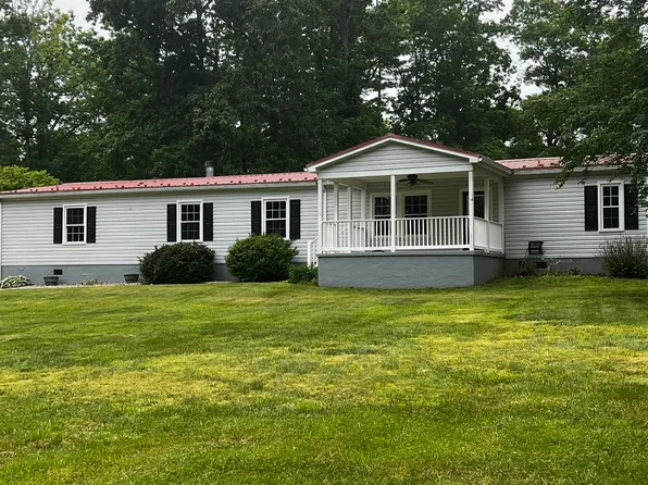 10 Memory Ln, Stuarts Draft, VA 24477