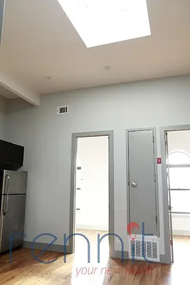 Rented by Rennit Inc. | media 40