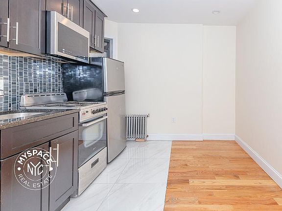 4th image of 641 Saint Marks Ave #4D
