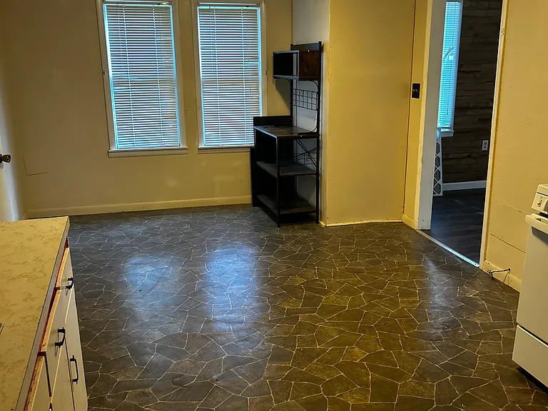 204 N Fawn St — Photo 9