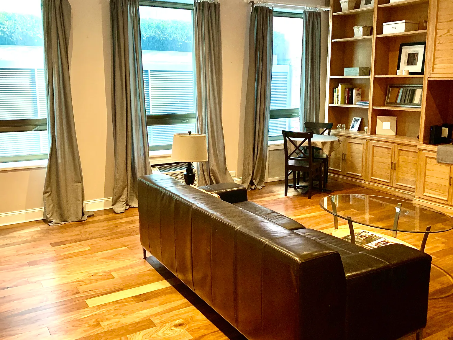 65 East 54th Street — Photo 4