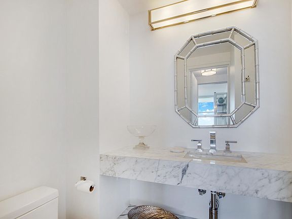 5th image of 20 Island Ave APT 1402