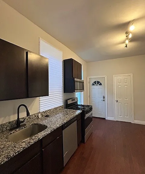 2903-05 W 25th St #2903-1F — Photo 2