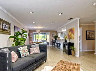 2624 Foothill Dr, Vista, CA 92084